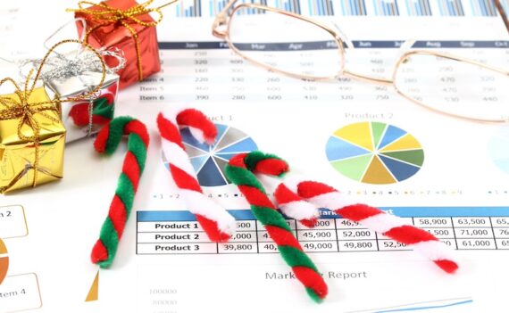 Illustration of bar graphs with Christmas items on top Illustration of bar graphs with Christmas items on top